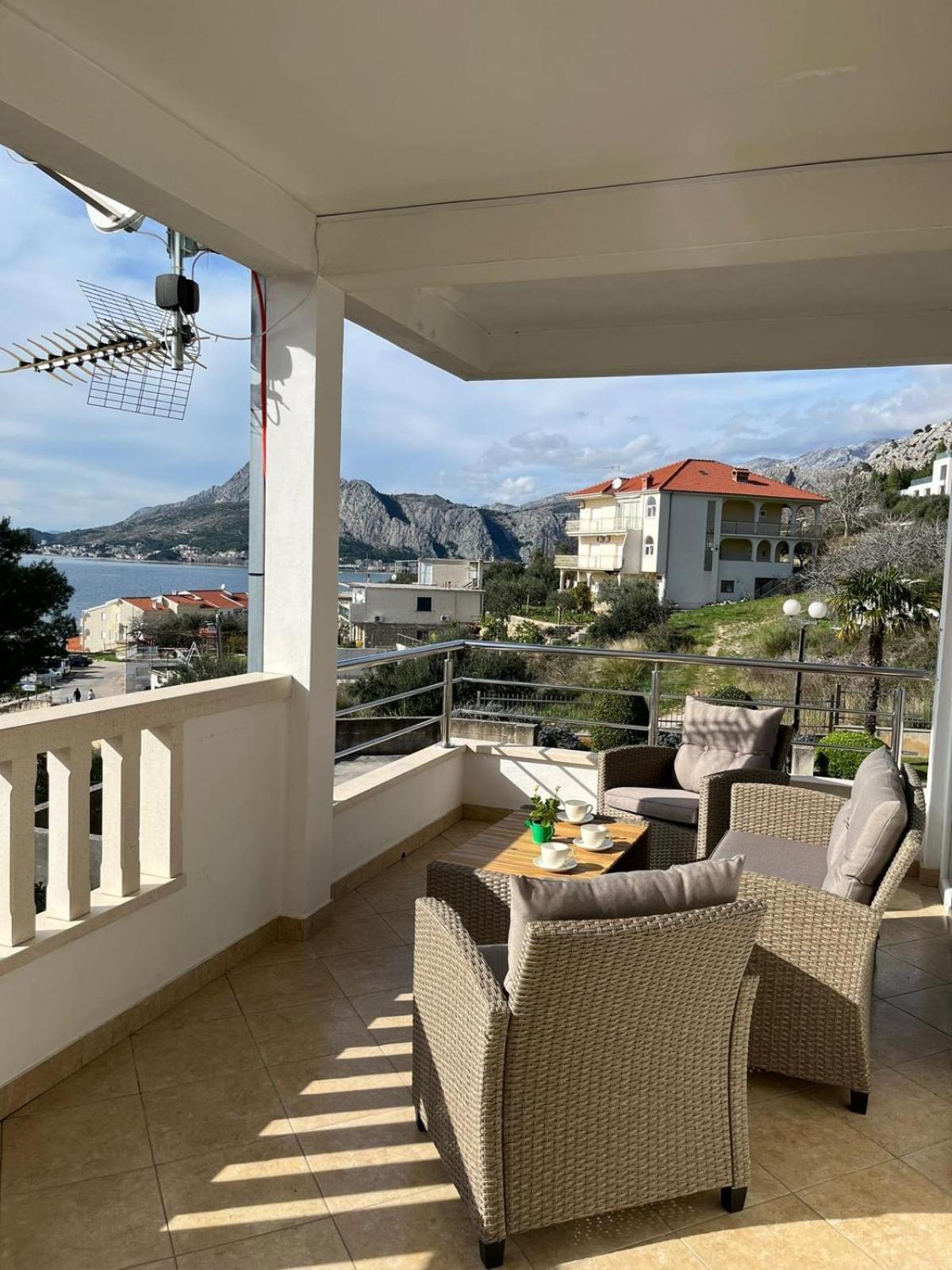 אומיס Apartment Ines מראה חיצוני תמונה