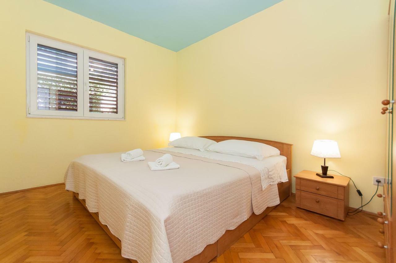 אומיס Apartment Ines מראה חיצוני תמונה